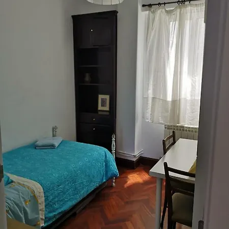 Piso Playa Y Centro 6 Personas * A Coruna